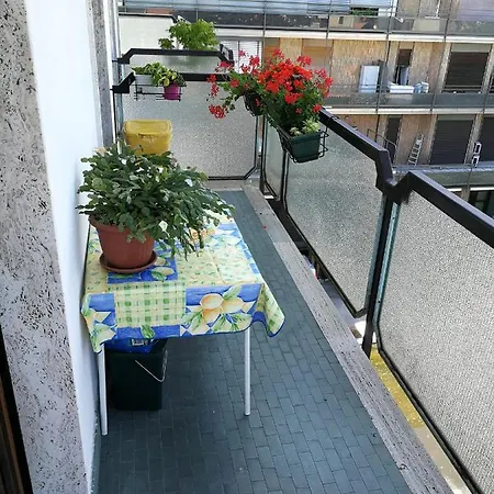 Lägenhet Rocca View Central Flat Arona