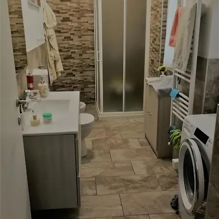 Rocca View Central Flat *